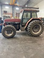 Case/case I.H. 5240, Tractor