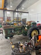 John Deere 4620, Tractor